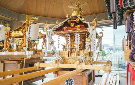 みこし会館(東北屈指の規模を誇る神輿渡御)